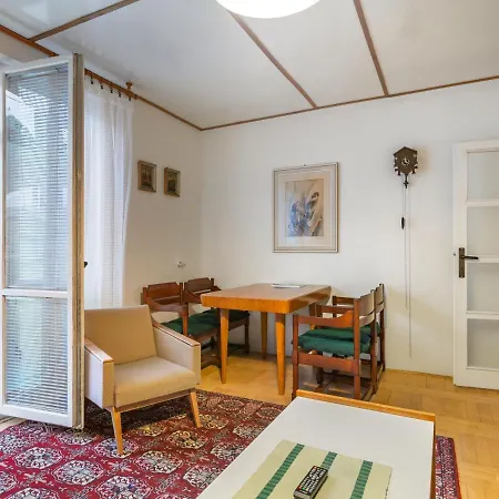 By Interhome Ferienhaus