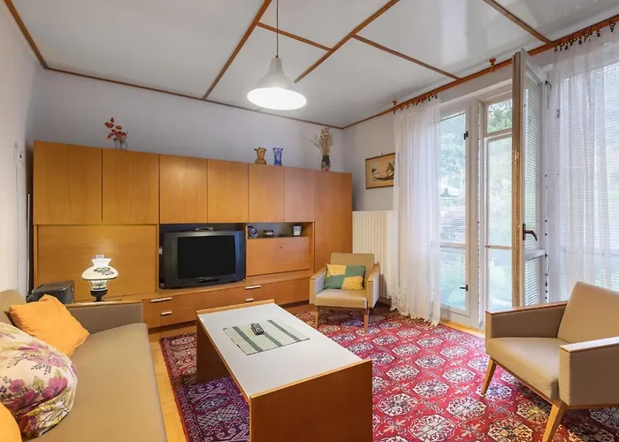 By Interhome